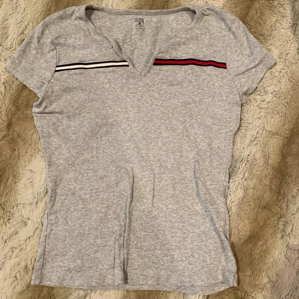 Grey Tommy Hilfiger shirt